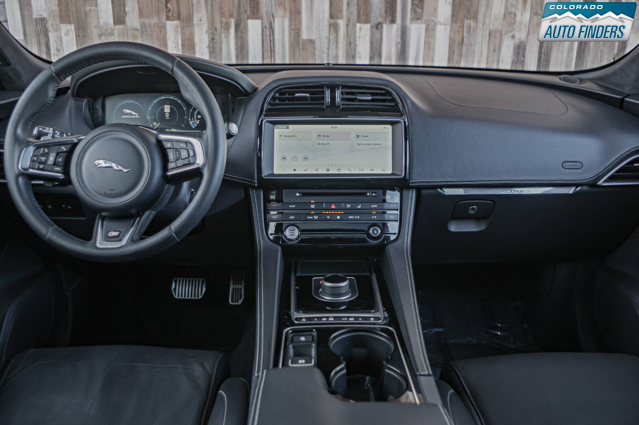 Used 2017 Jaguar F-PACE S image 17