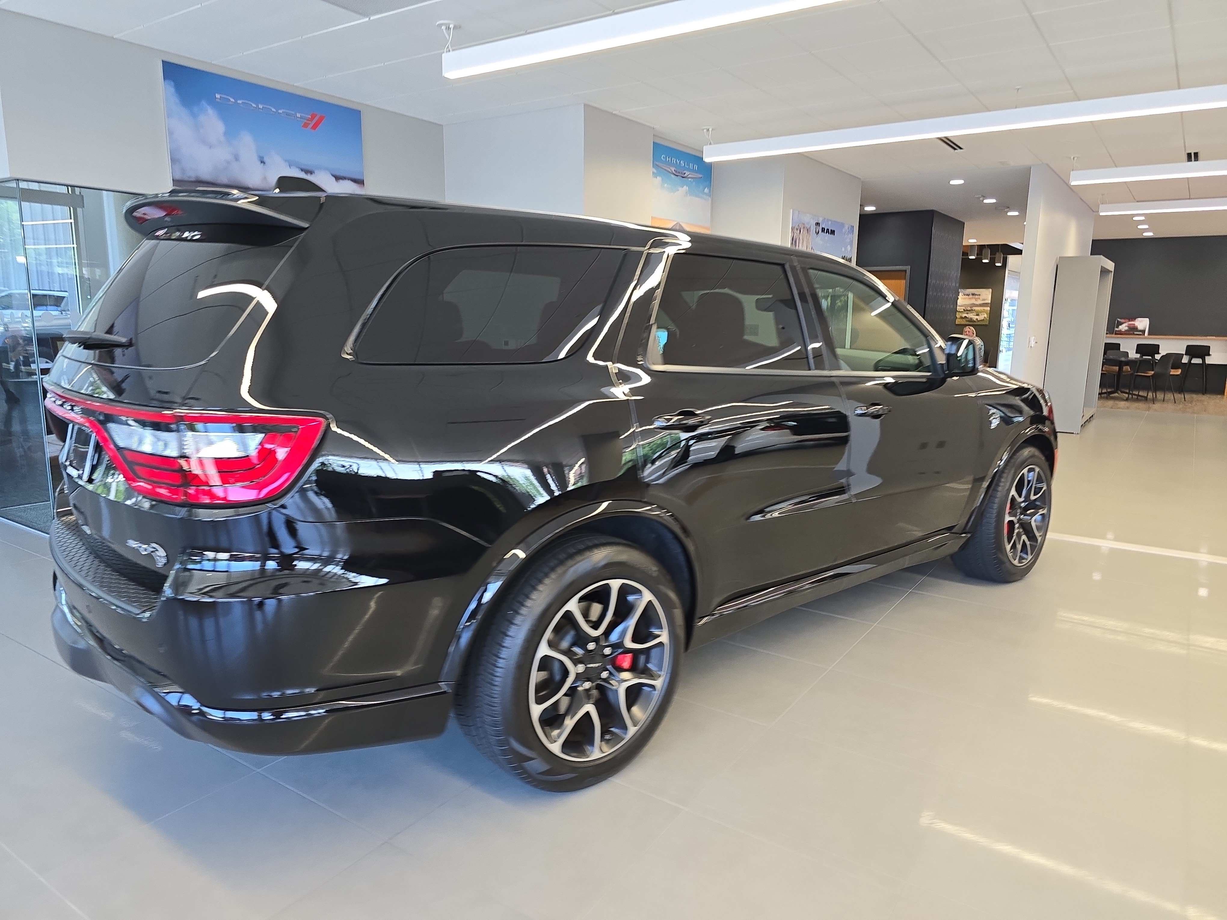 Used 2023 Dodge Durango SRT Hellcat AWD/4WD image 2