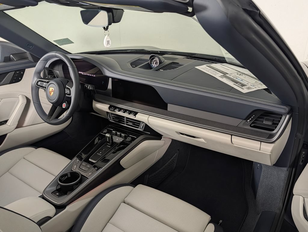 New 2026 Porsche 911 Carrera 4S AWD/4WD image 18