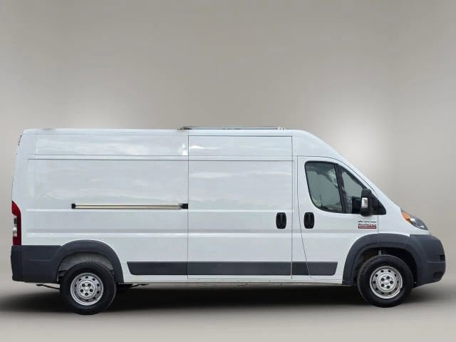 Used 2017 RAM ProMaster 2500 FWD image 4