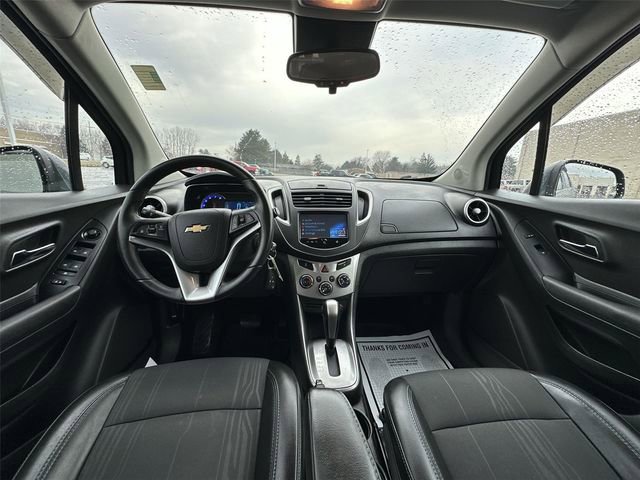 Used 2016 Chevrolet Trax LT w/ LT Convenience Package image 18