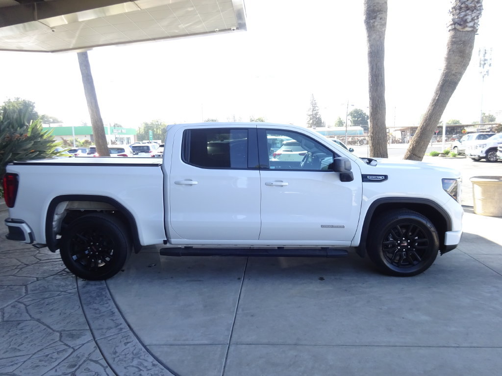 Certified 2024 GMC Sierra 1500 Elevation w/ LPO, Elevation Black Package RWD image 12
