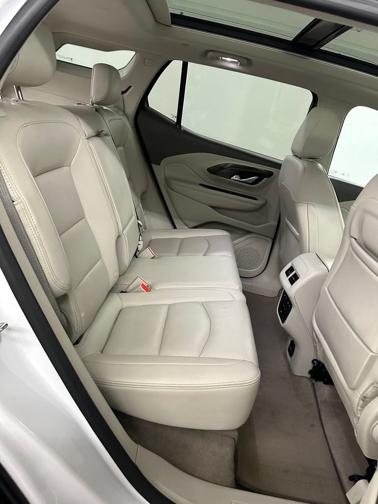 Used 2018 GMC Terrain Denali w/ Comfort Package AWD/4WD image 26