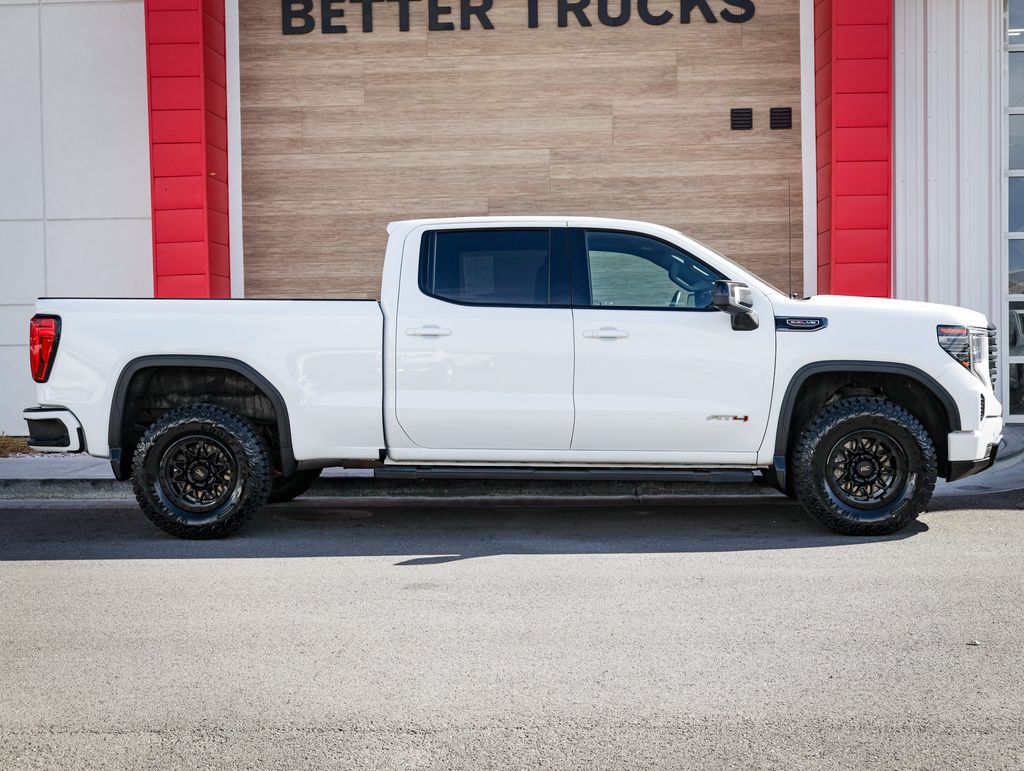 Used 2023 GMC Sierra 1500 AT4 w/ AT4 Preferred Package AWD/4WD image 2