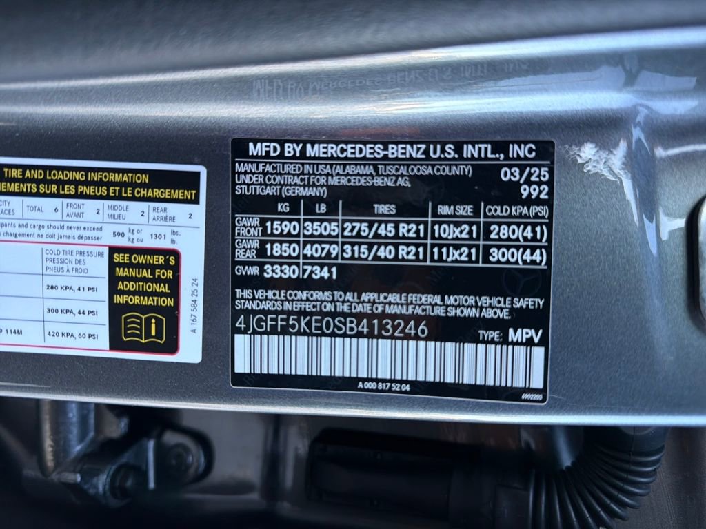 Used 2025 Mercedes-Benz GLS 450 4MATIC image 36