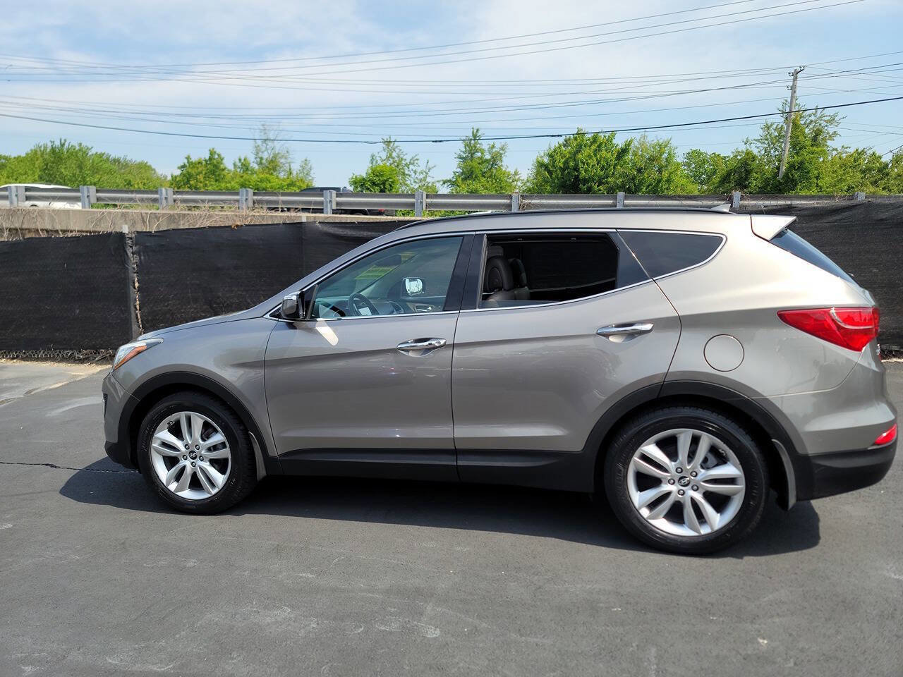 Used 2015 Hyundai Santa Fe Sport 2.0T w/ Option Group 05 image 7