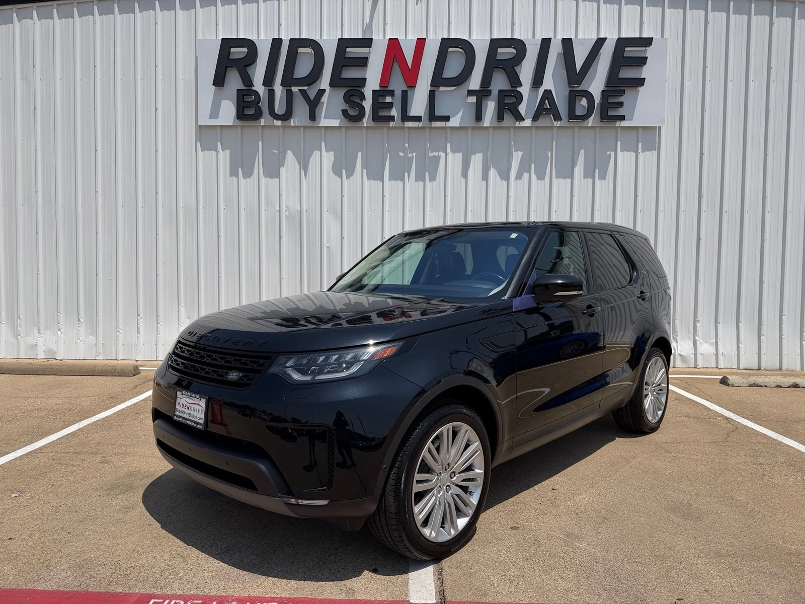 Used 2017 Land Rover Discovery First Edition