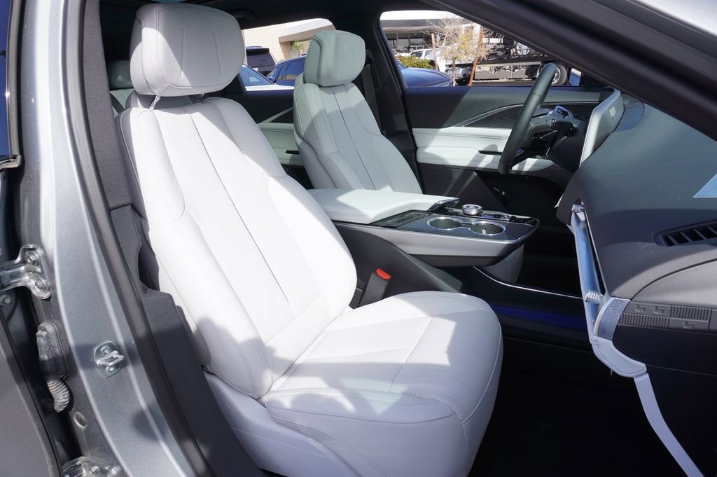 New 2025 Cadillac Lyriq Sport RWD image 11