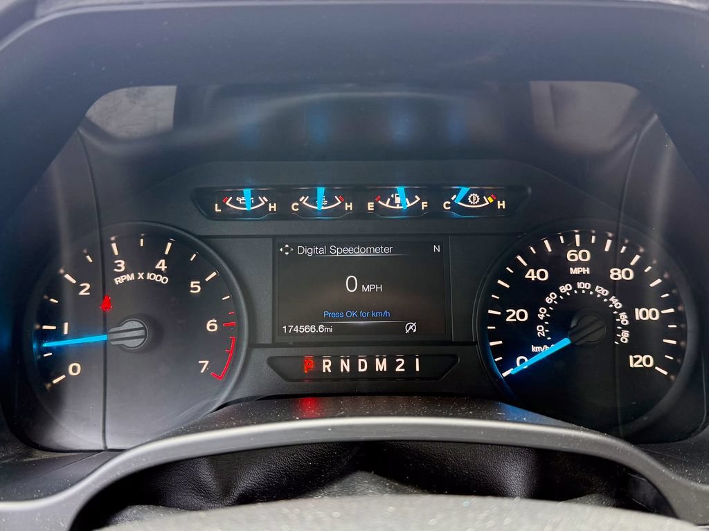 Used 2017 Ford F150 XL w/ Equipment Group 101A Mid AWD/4WD image 19