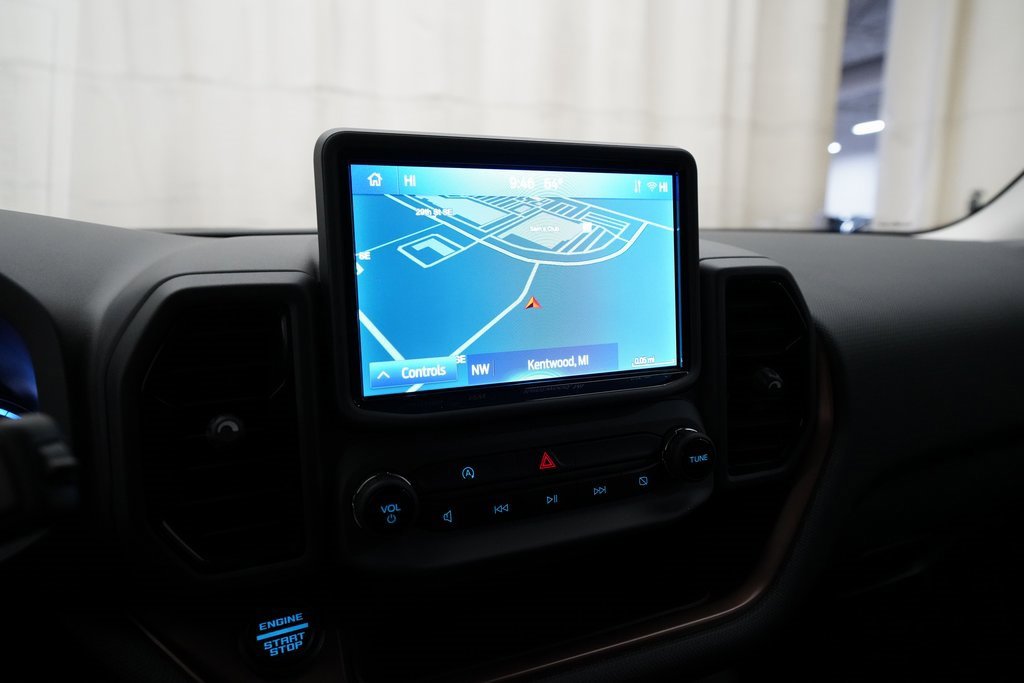 Used 2022 Ford Bronco Sport Outer Banks image 6