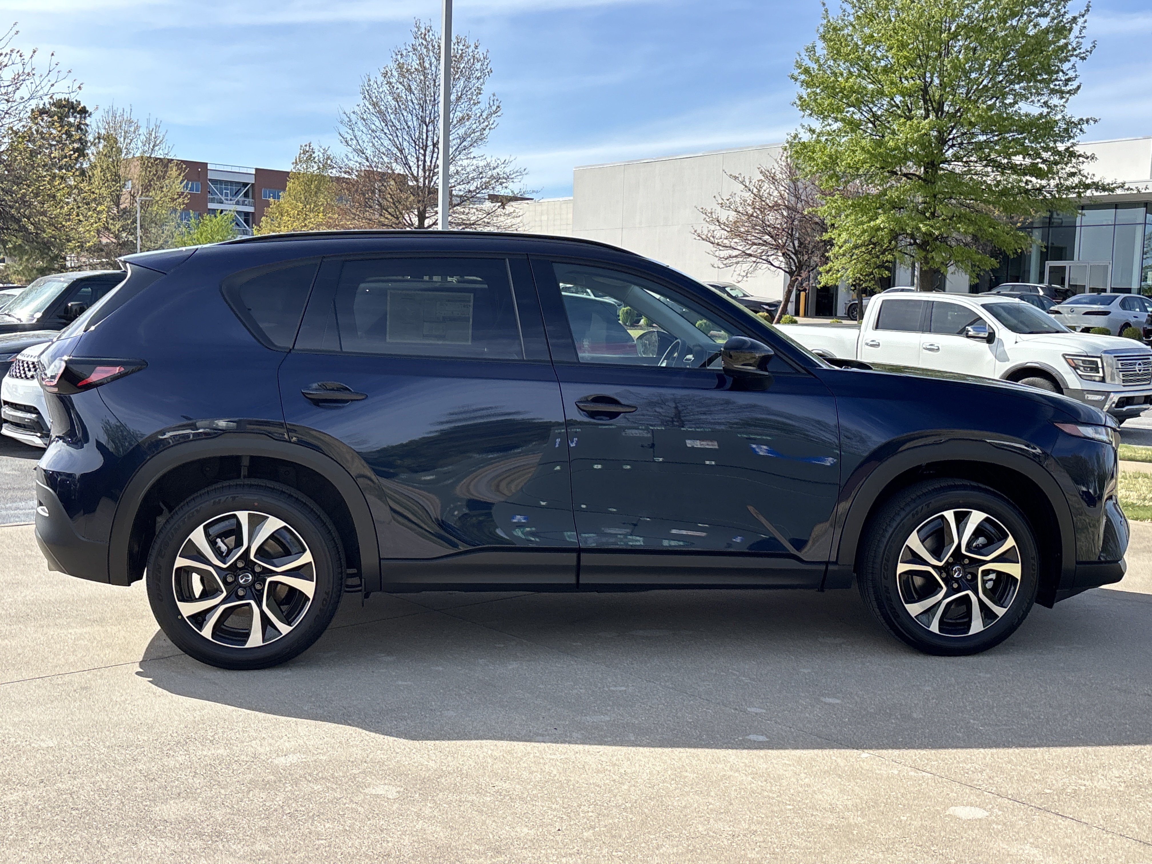 New 2026 MAZDA CX-5 Preferred image 2