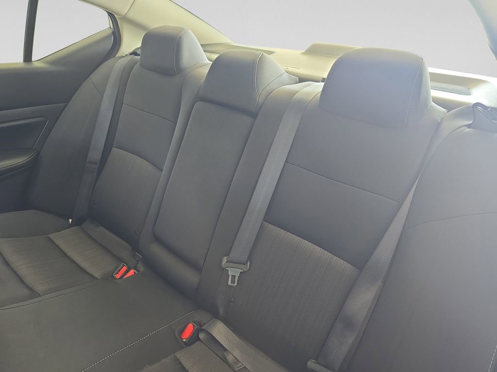 Used 2024 Nissan Altima 2.5 SV image 16