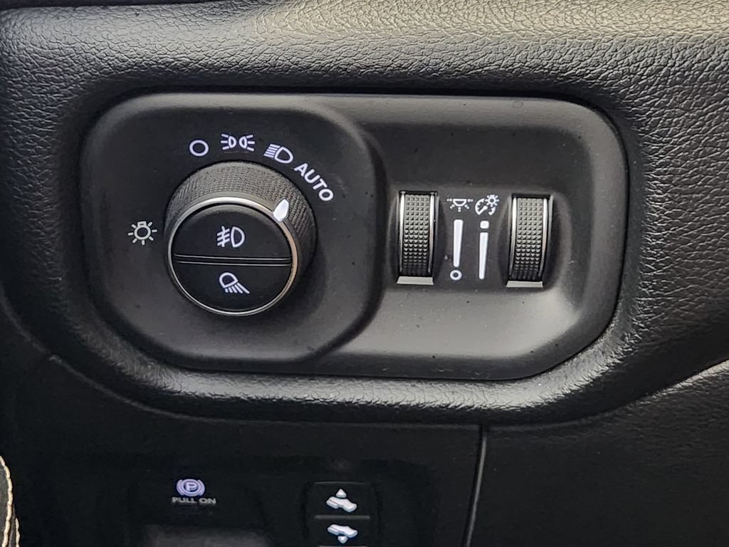 Used 2021 RAM 1500 Laramie RWD image 20