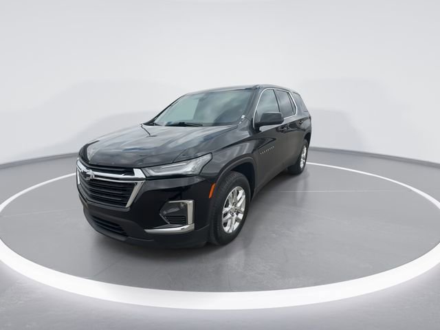 Used 2023 Chevrolet Traverse LS image 4