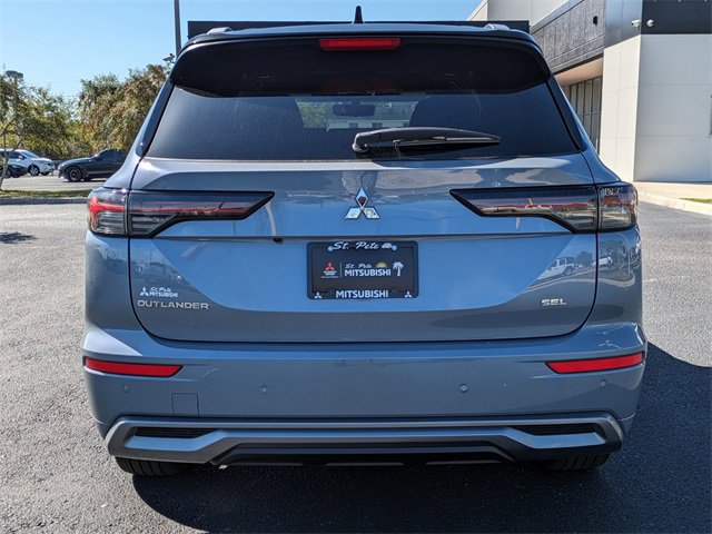 New 2025 Mitsubishi Outlander SEL image 6