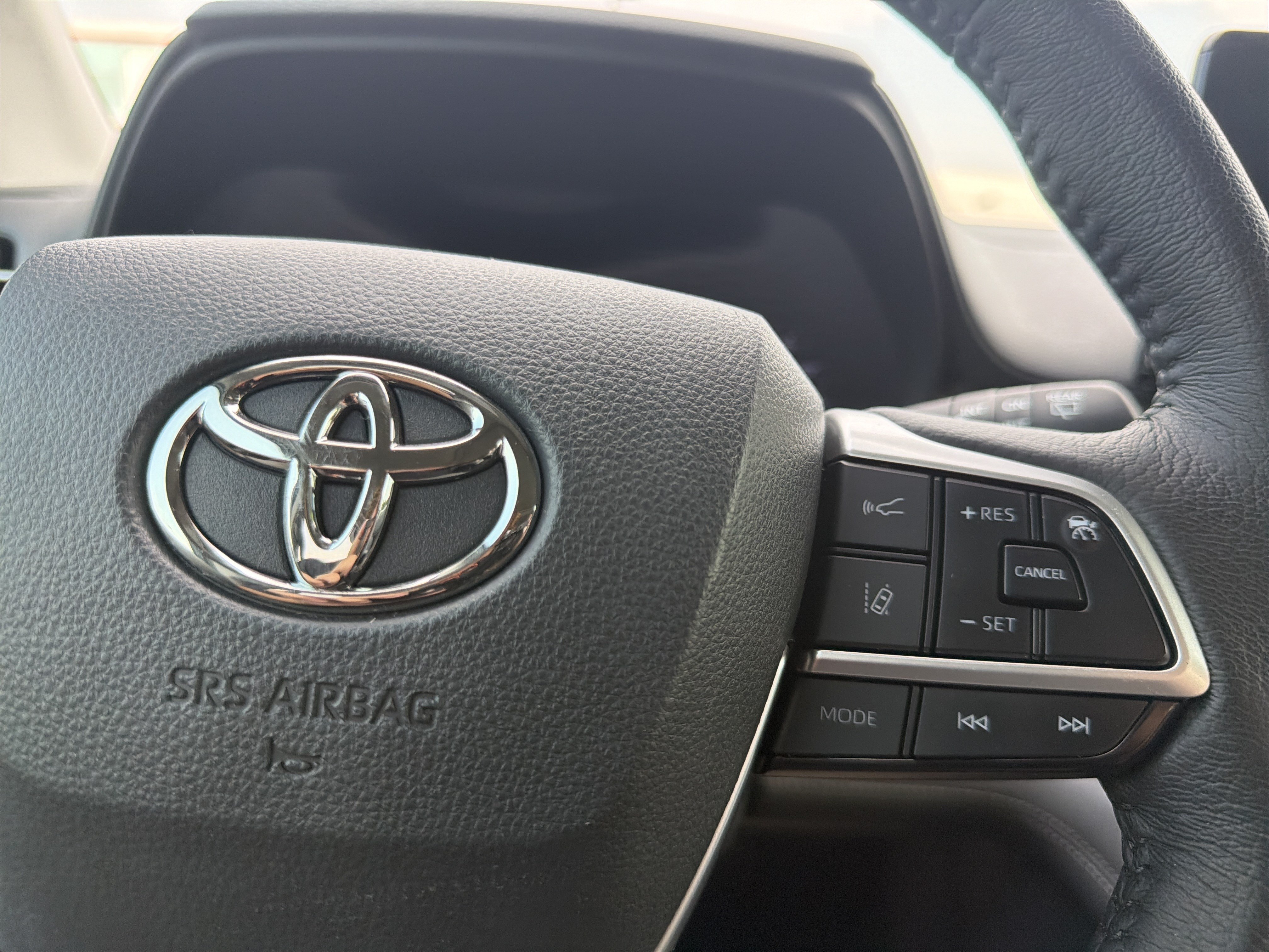 Used 2022 Toyota Sienna XLE FWD image 10