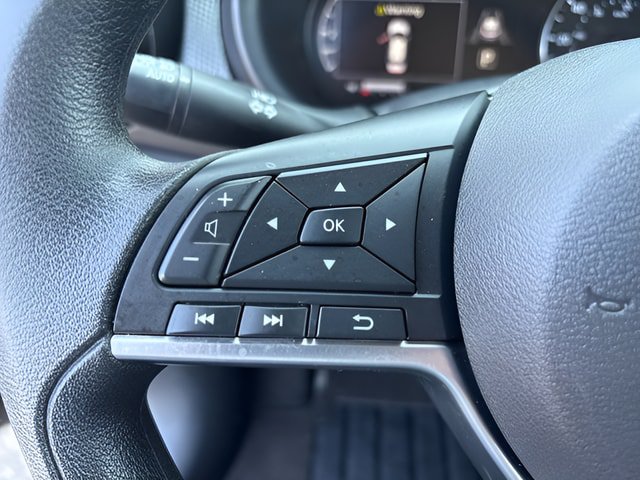 Certified 2024 Nissan Kicks SV FWD image 31