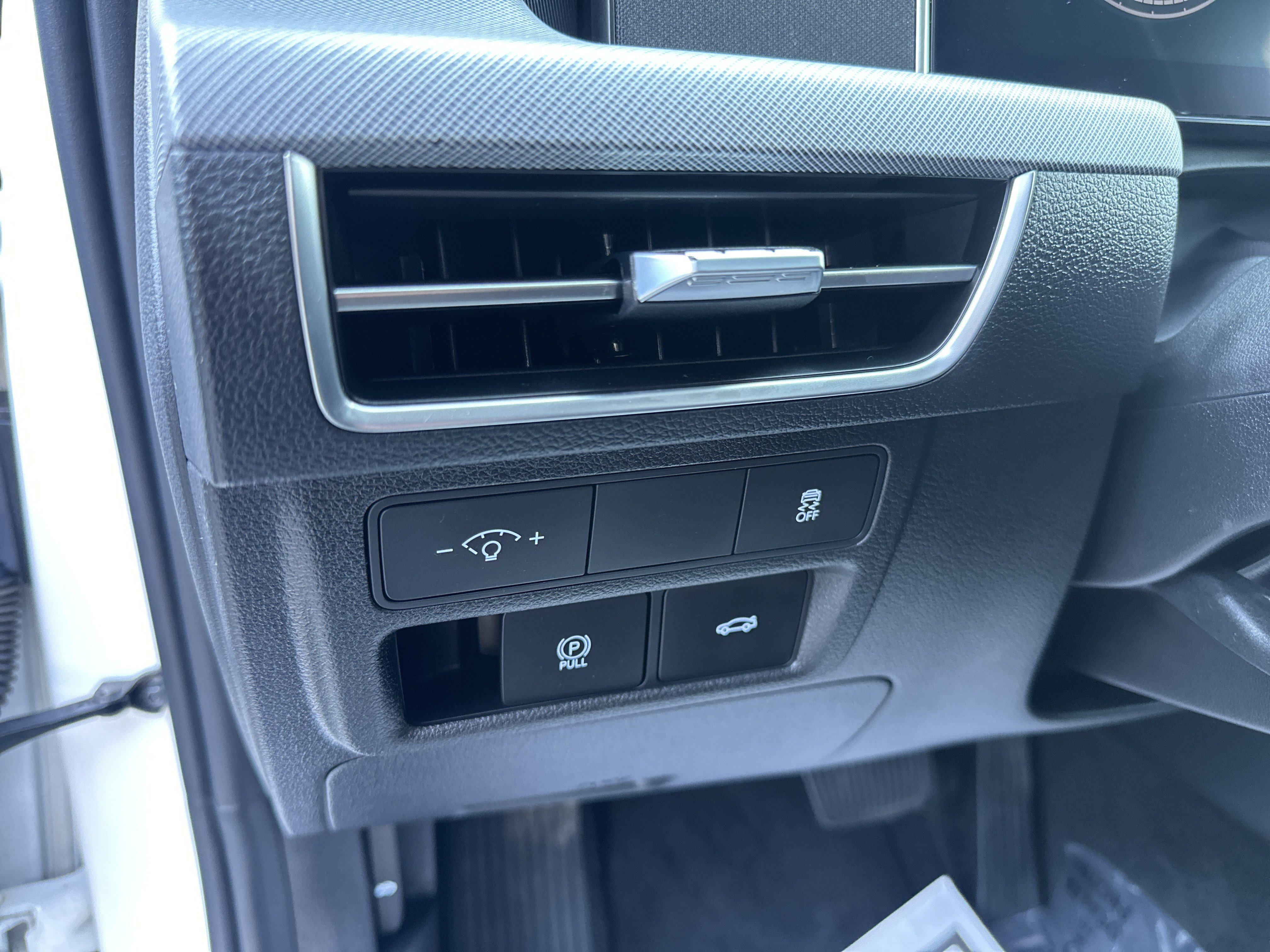 Used 2024 Hyundai Sonata SEL FWD image 15