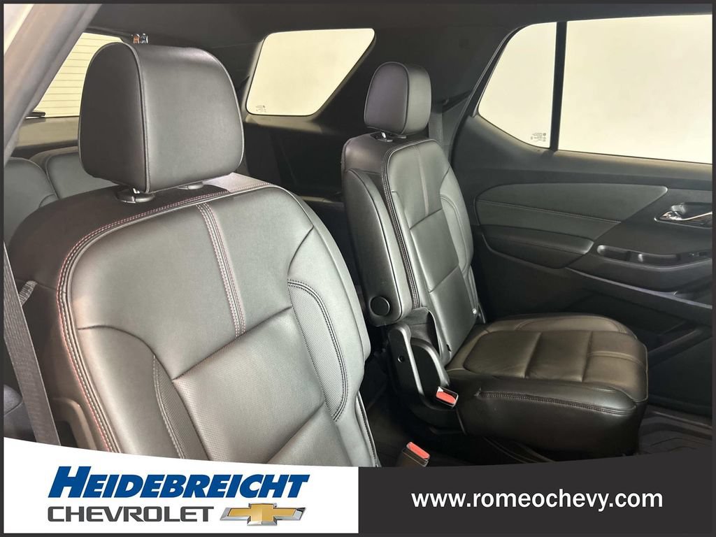 Certified 2022 Chevrolet Traverse RS w/ LPO, Floor Liner Package FWD image 33