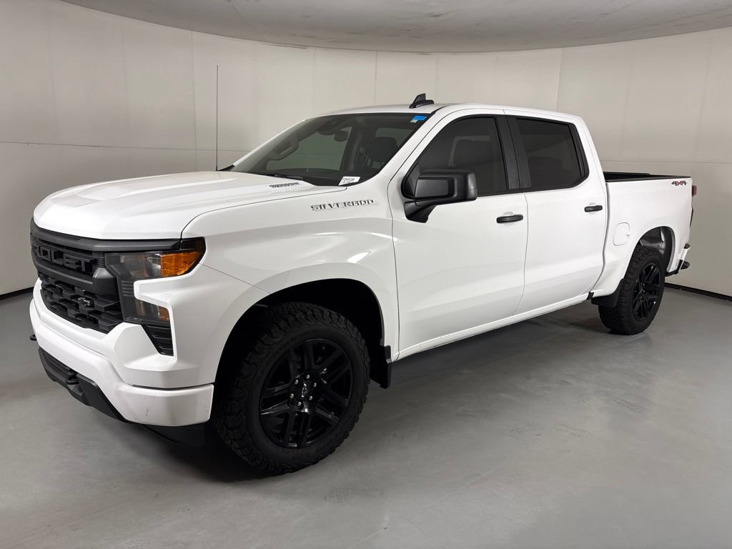 Certified 2026 Chevrolet Silverado 1500 Custom AWD/4WD image 5