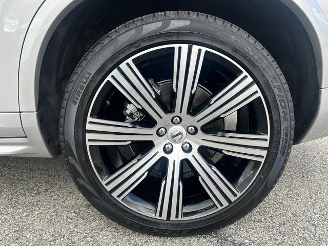 Used 2025 Volvo XC90 B6 Ultra w/ Protection Package image 10