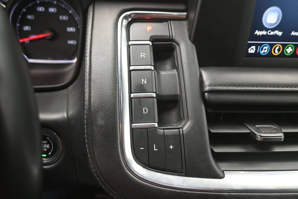Used 2023 Chevrolet Suburban LS RWD image 4