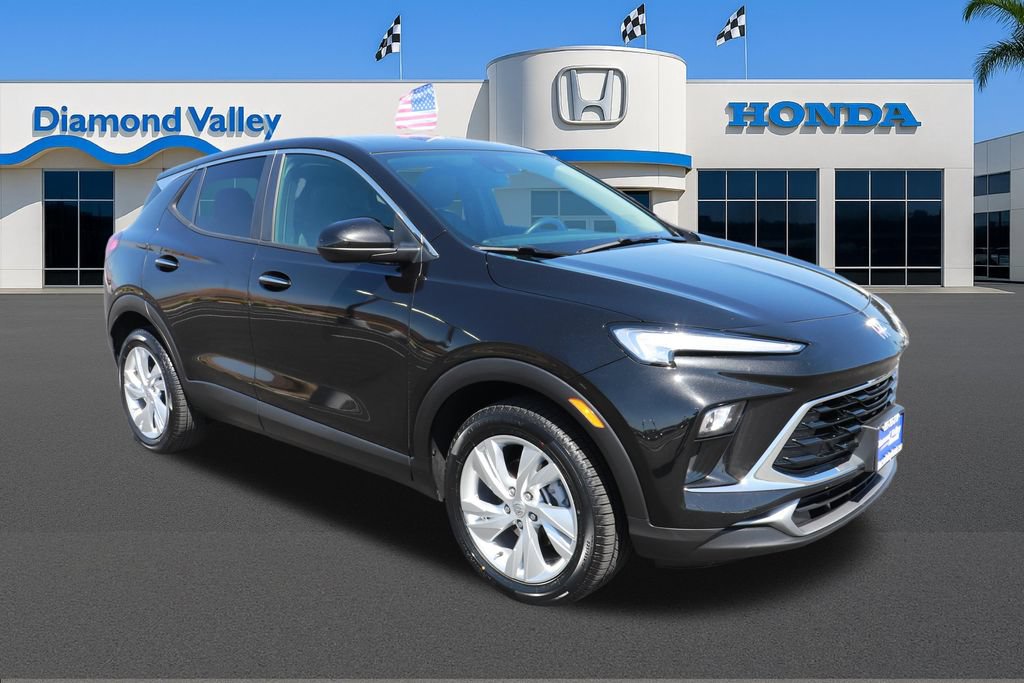 Used 2025 Buick Encore GX Preferred FWD image 1