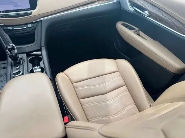 Used 2024 Cadillac XT5 Premium Luxury w/ Platinum Package AWD/4WD image 21