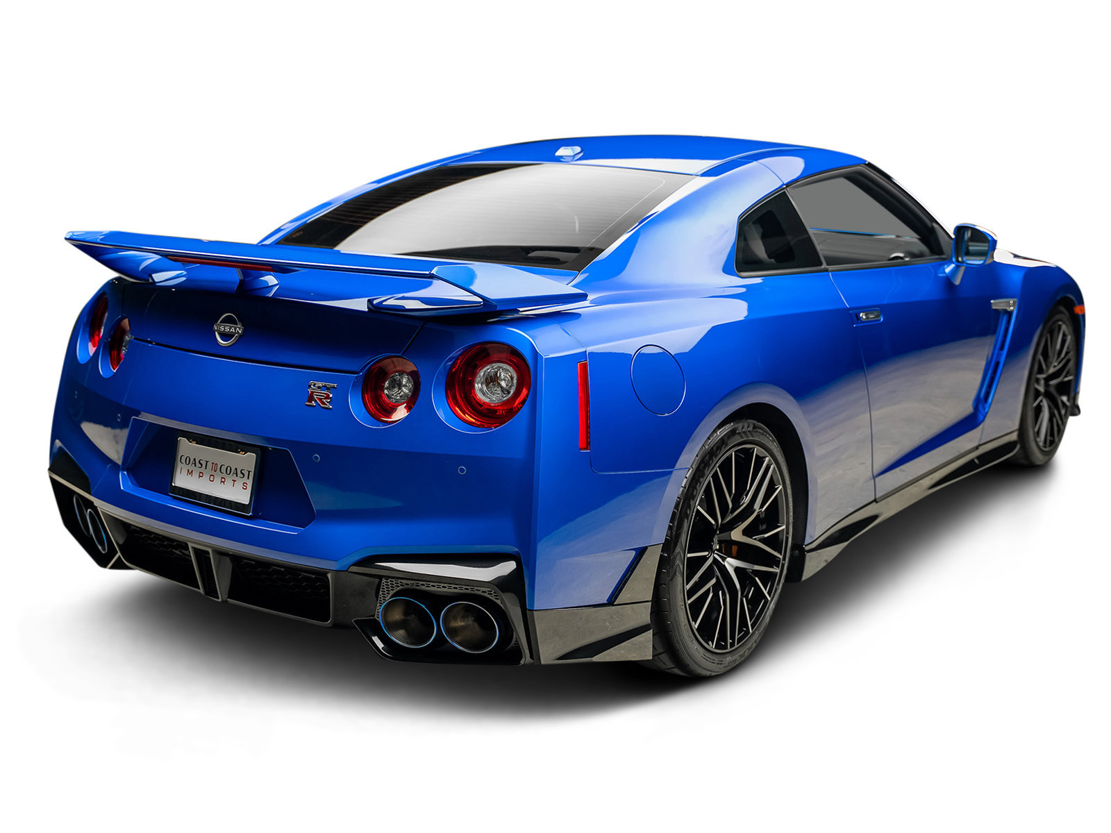 Used 2024 Nissan GT-R AWD/4WD image 18