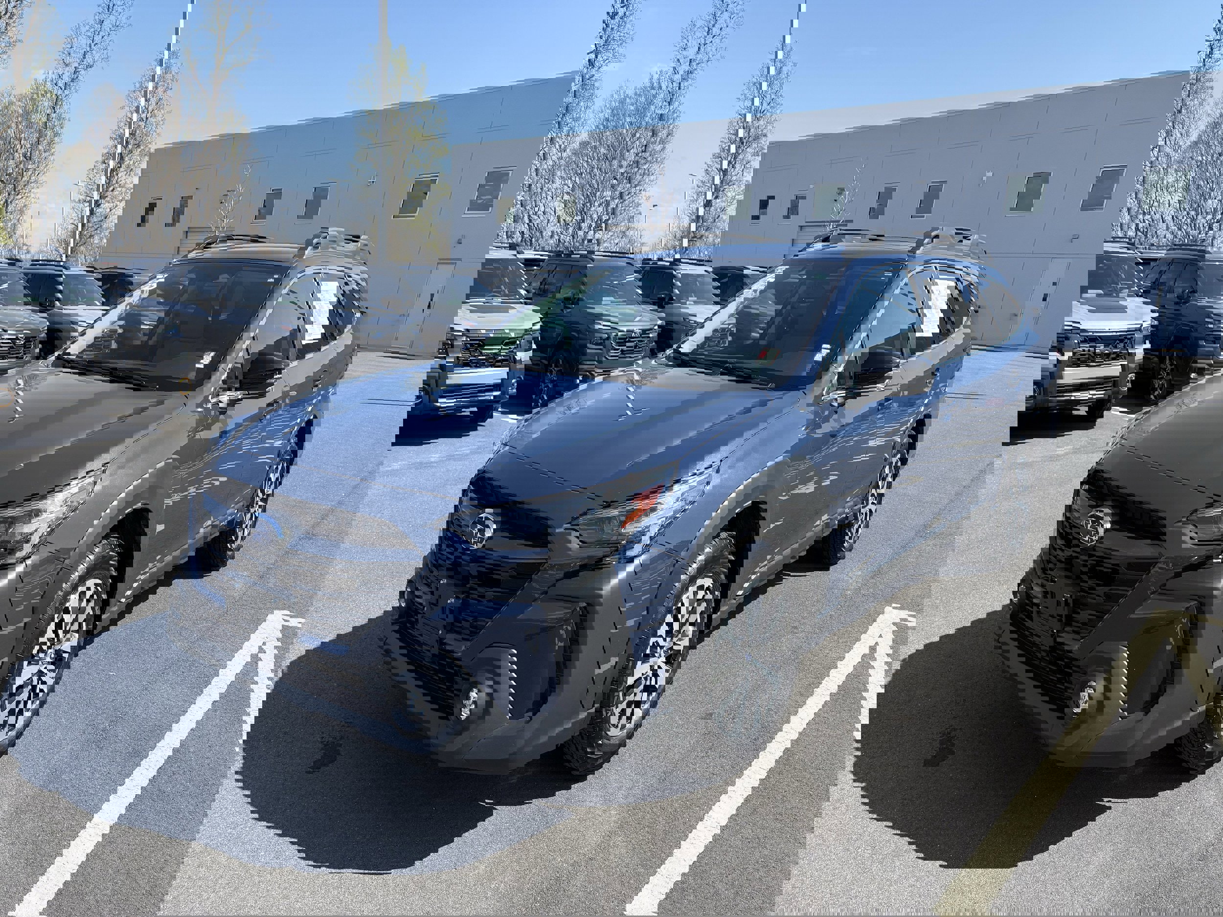 Certified 2025 Subaru Outback Premium image 3