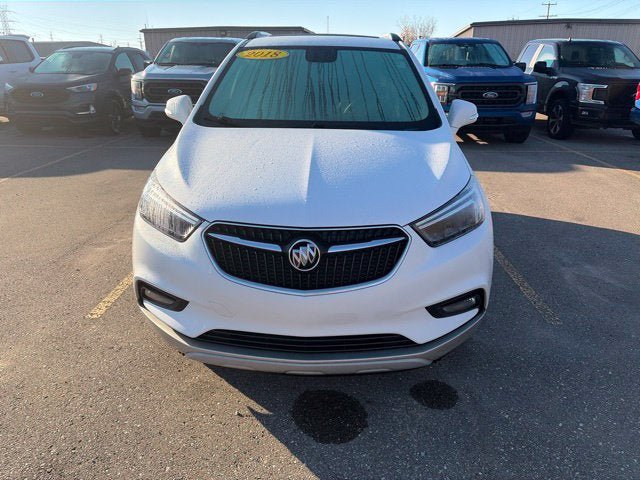 Used 2018 Buick Encore Essence w/ Experience Buick Package FWD image 3