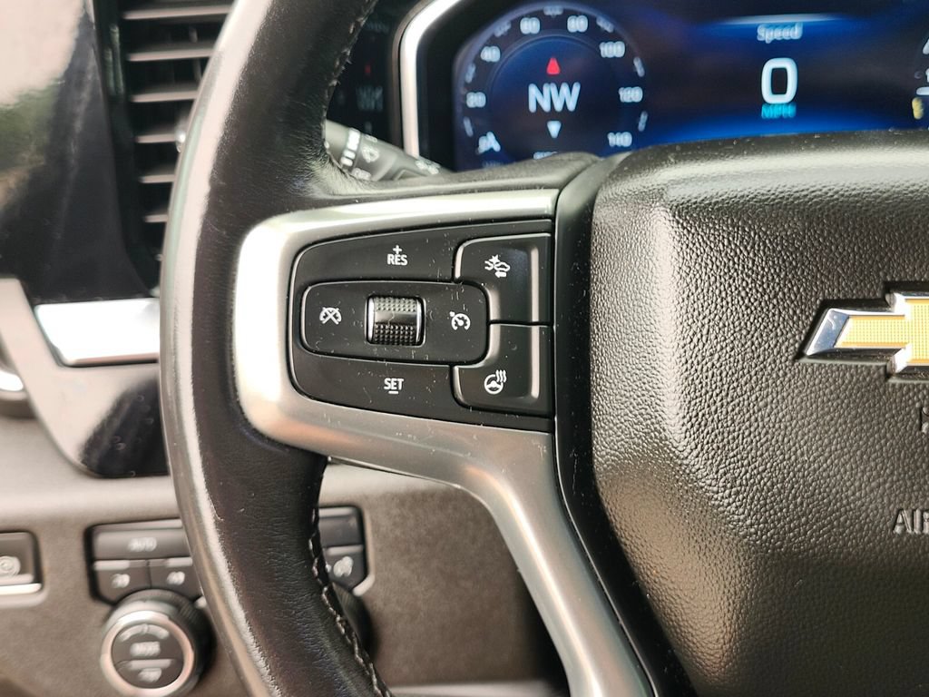 Used 2022 Chevrolet Silverado 1500 LT AWD/4WD image 28