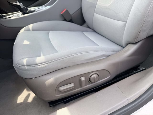 Used 2022 Chevrolet Malibu LT FWD image 15