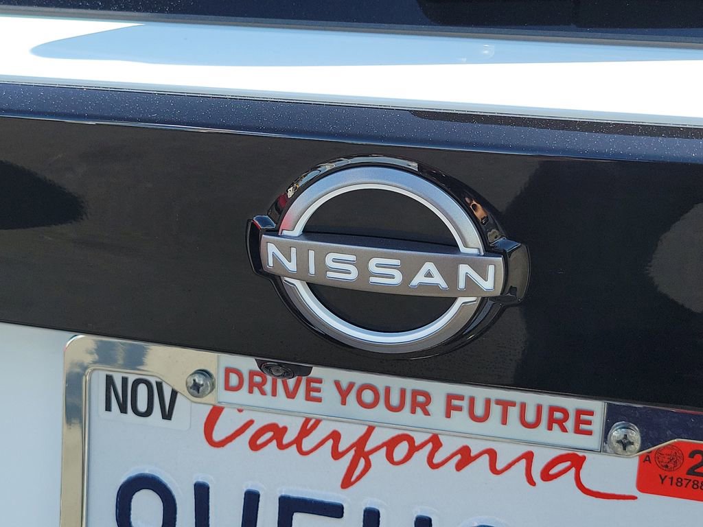 Used 2025 Nissan Kicks SV image 23