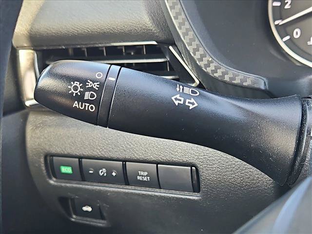 Used 2025 Nissan Sentra SV FWD image 15