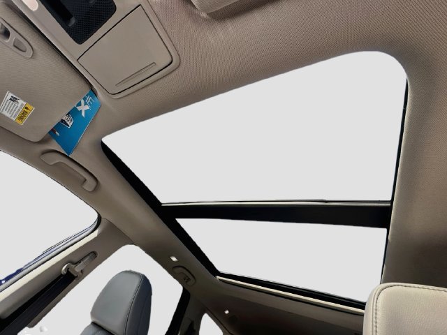 Certified 2025 Honda Pilot Touring image 28
