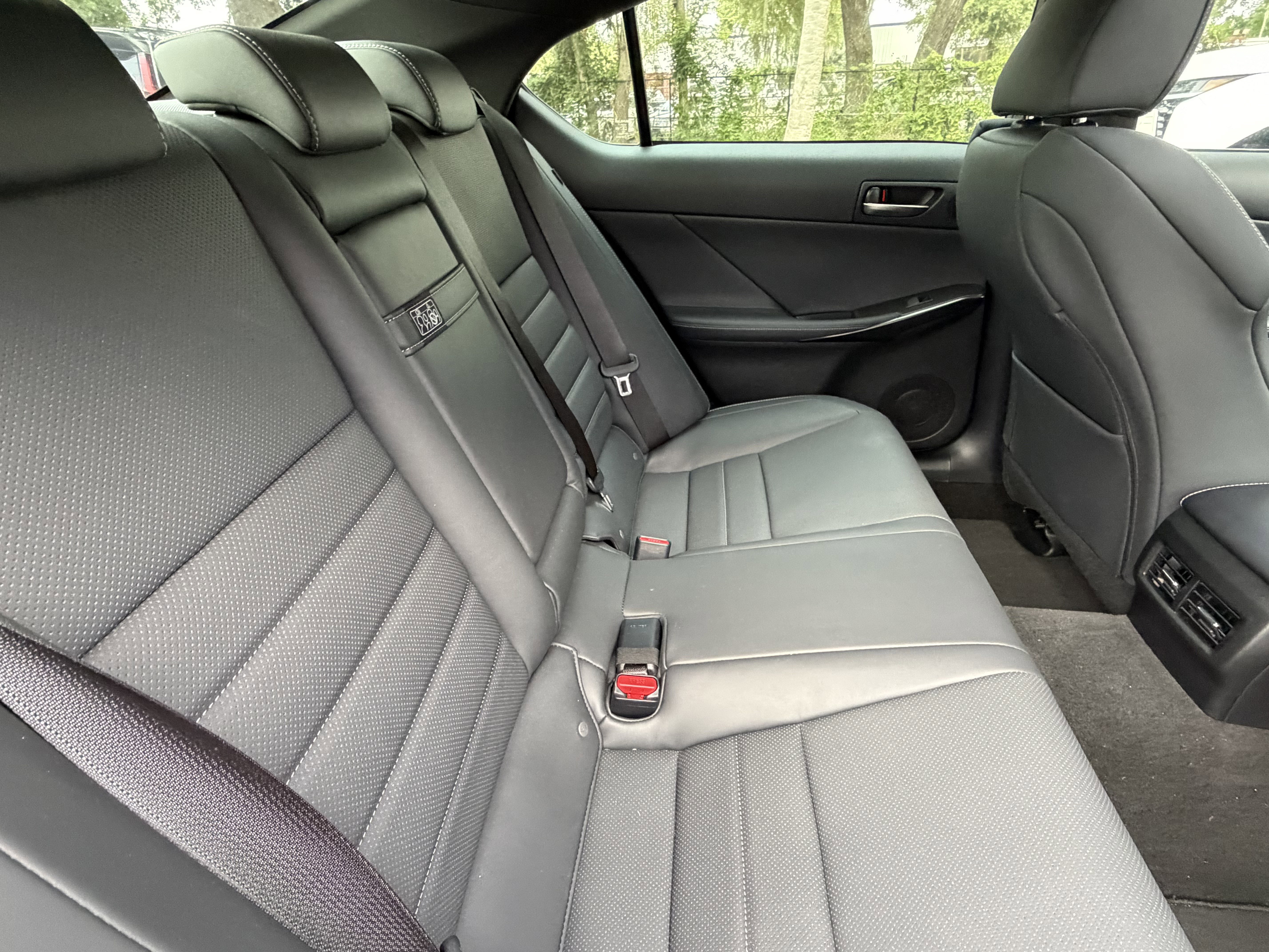 Used 2023 Lexus IS 350 F Sport RWD image 41