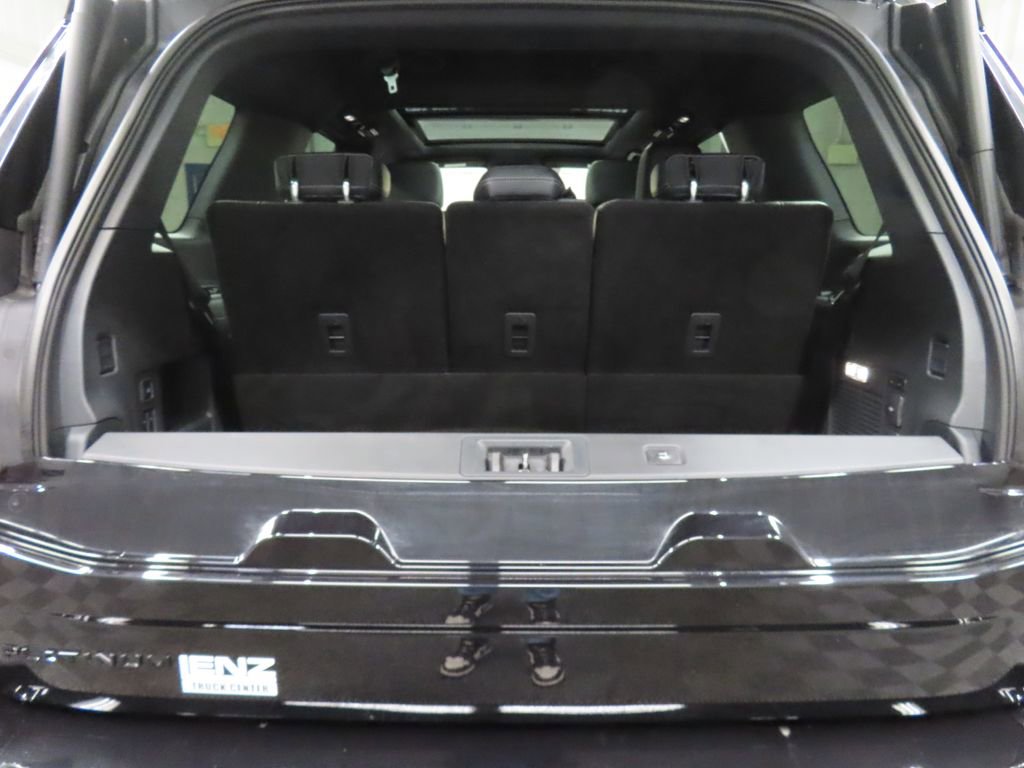 Used 2025 Ford Expedition Platinum w/ Stealth Performance Package AWD/4WD image 46