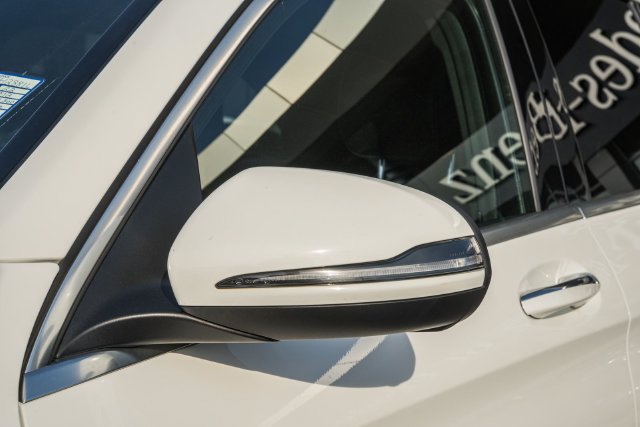 Used 2022 Mercedes-Benz GLC 300 4MATIC image 15