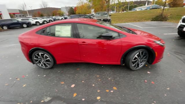 New 2026 Toyota Prius Plug-In Hybrid image 9