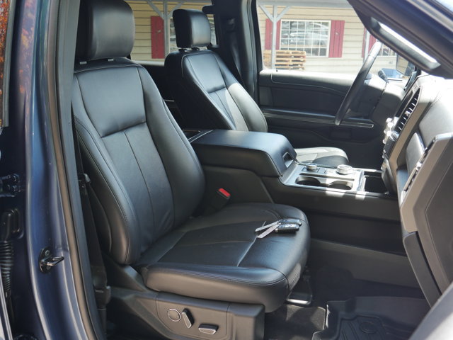 Certified 2019 Ford Expedition Max XLT w/ Equipment Group 202A AWD/4WD image 30