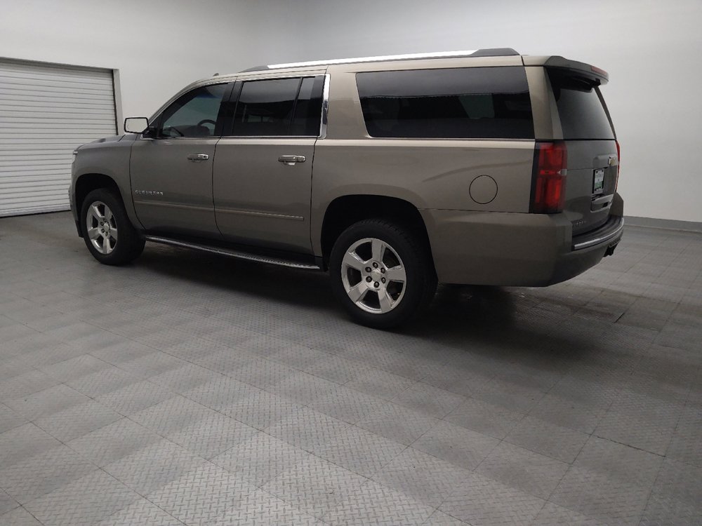 Used 2017 Chevrolet Suburban Premier RWD image 5