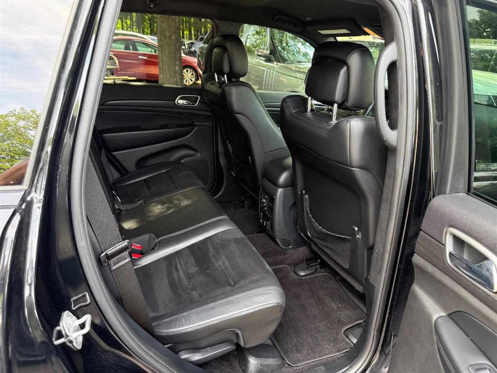 Used 2018 Jeep Grand Cherokee Altitude RWD image 20