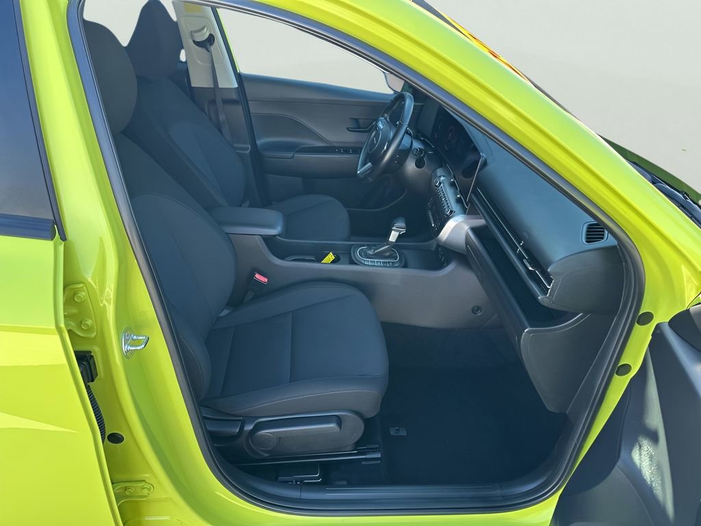 Used 2025 Hyundai Kona SEL AWD/4WD image 19