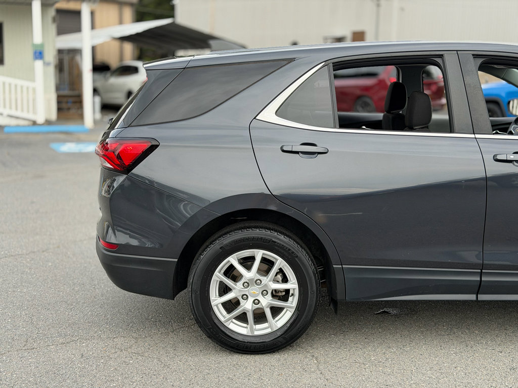 Used 2022 Chevrolet Equinox LT FWD image 9