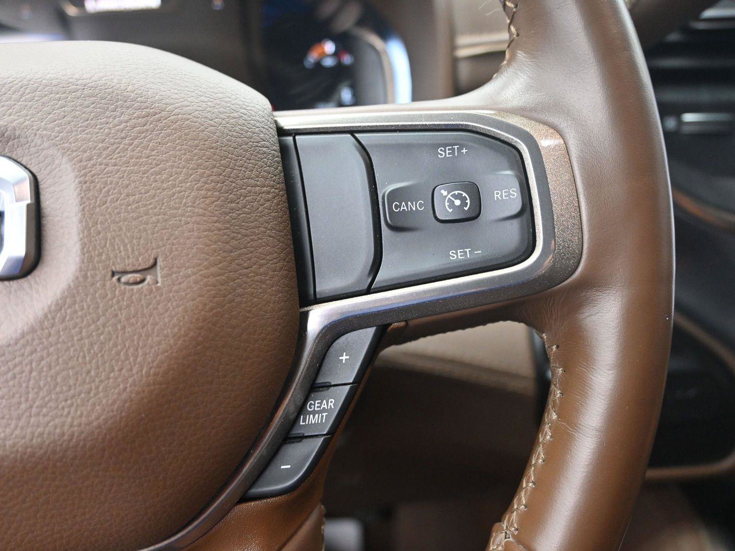 Used 2023 RAM 2500 Limited image 29