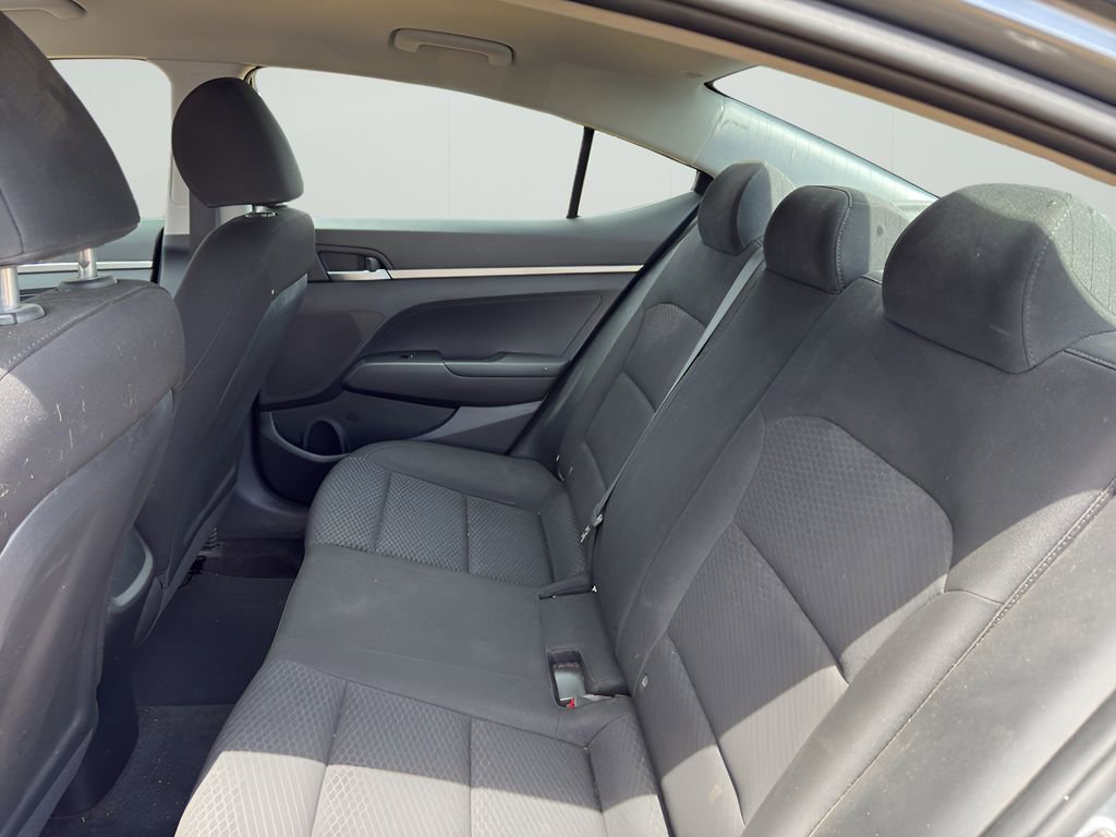 Used 2019 Hyundai Elantra SE w/ Cargo Package image 10