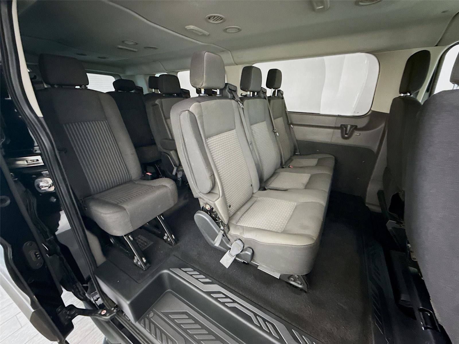 Used 2024 Ford Transit 350 XLT image 19