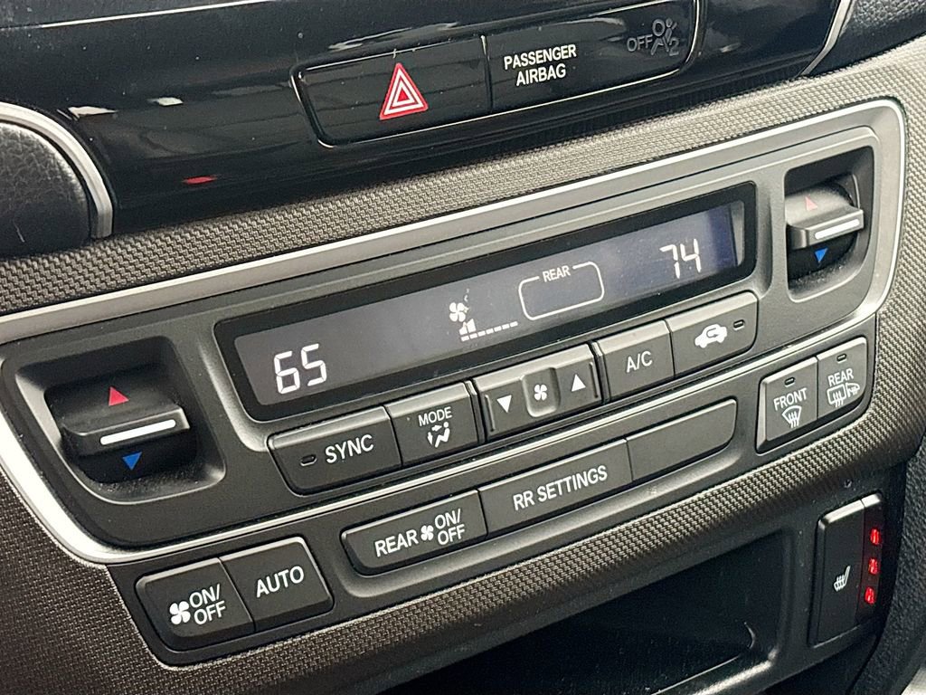 Used 2023 Honda Passport TrailSport image 16