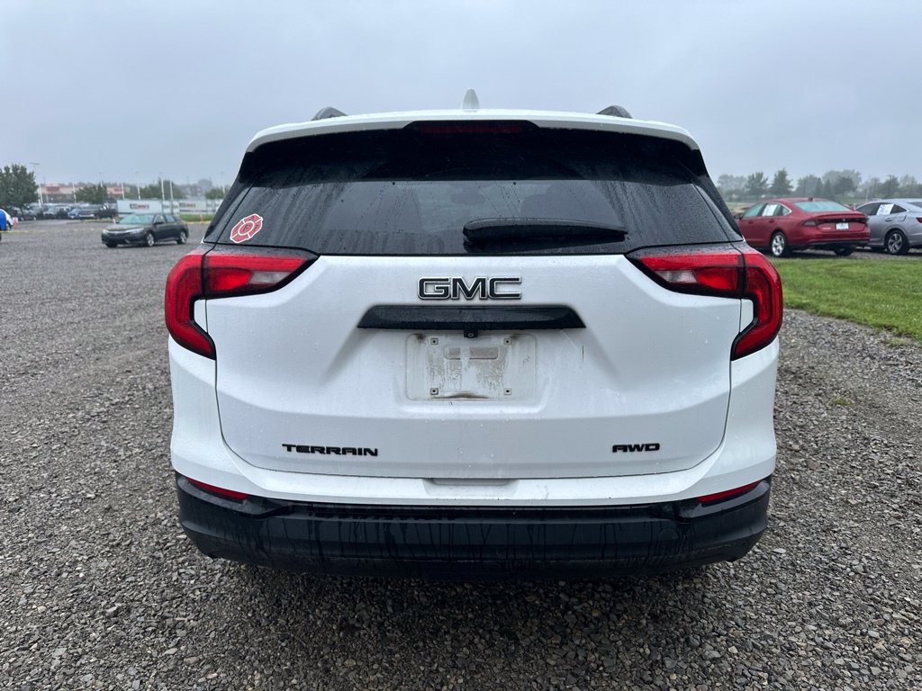 Used 2021 GMC Terrain SLT w/ Elevation Edition AWD/4WD image 10